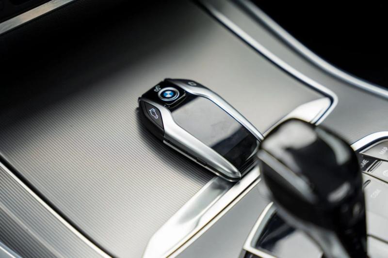 Car Thumb