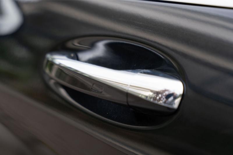 Car Thumb