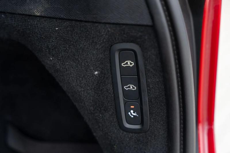 Car Thumb