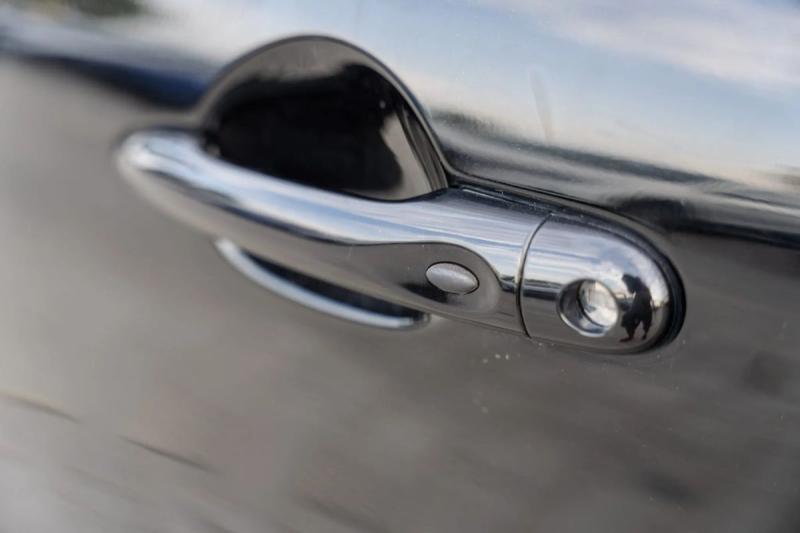 Car Thumb