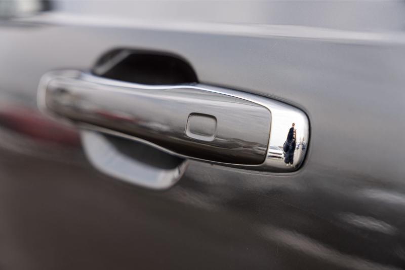 Car Thumb
