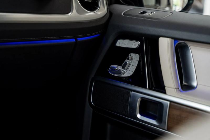 Car Thumb