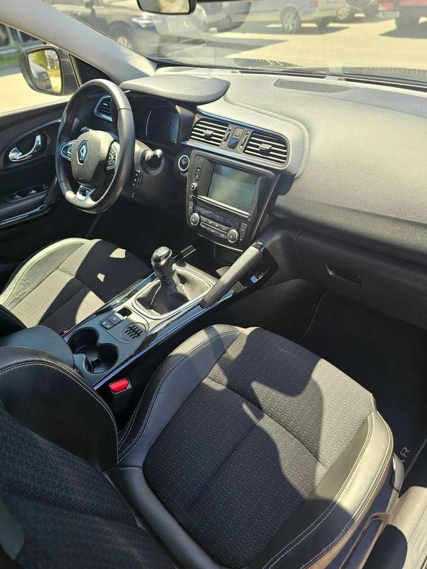 Car Thumb