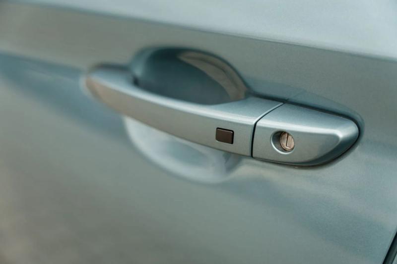 Car Thumb