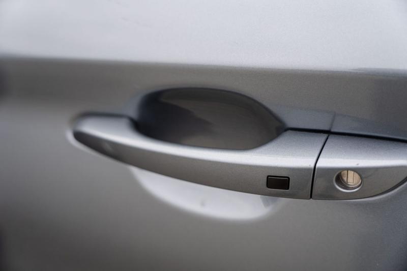 Car Thumb