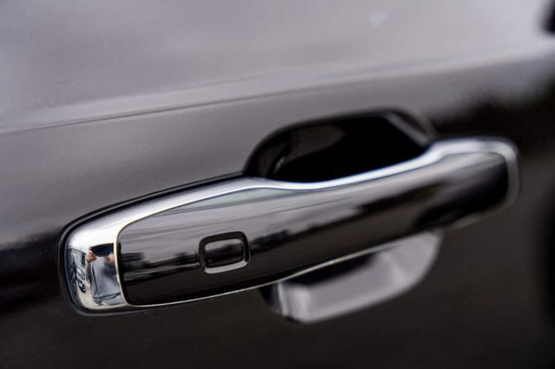 Car Thumb