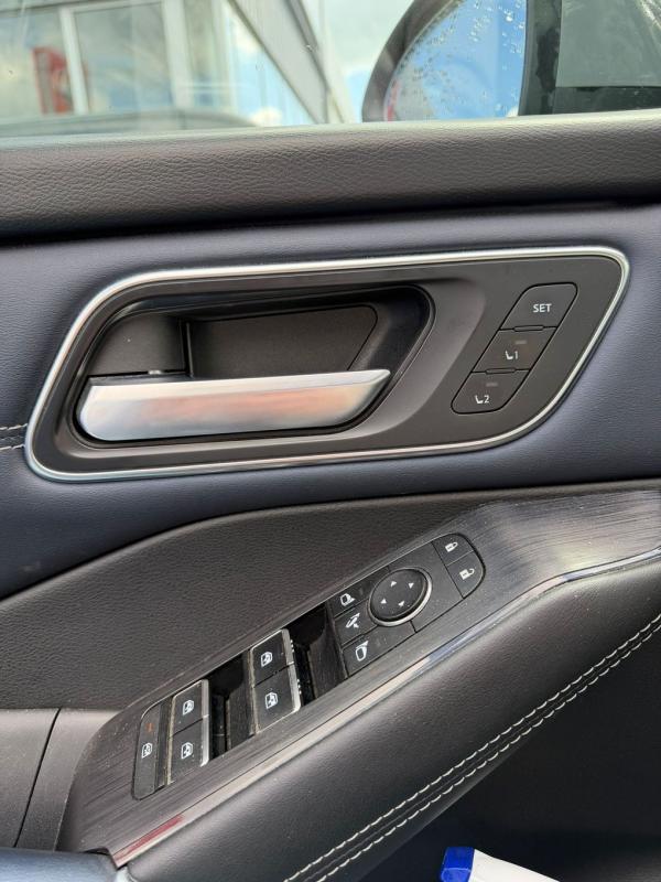 Car Thumb