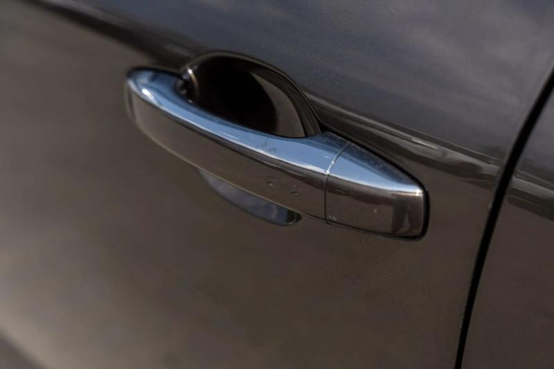 Car Thumb