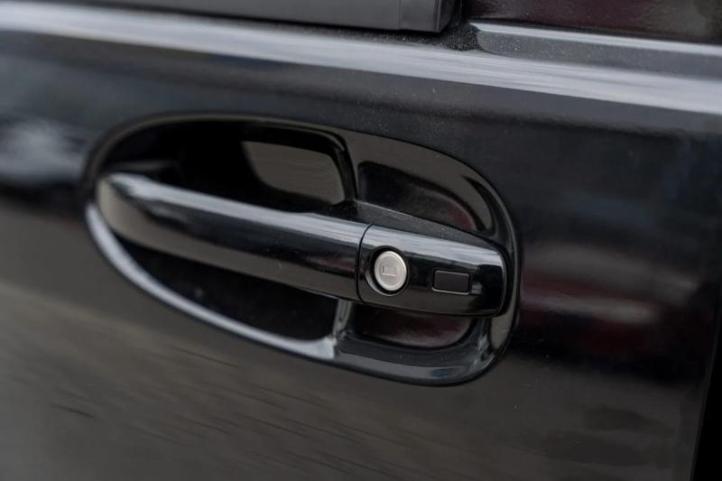 Car Thumb
