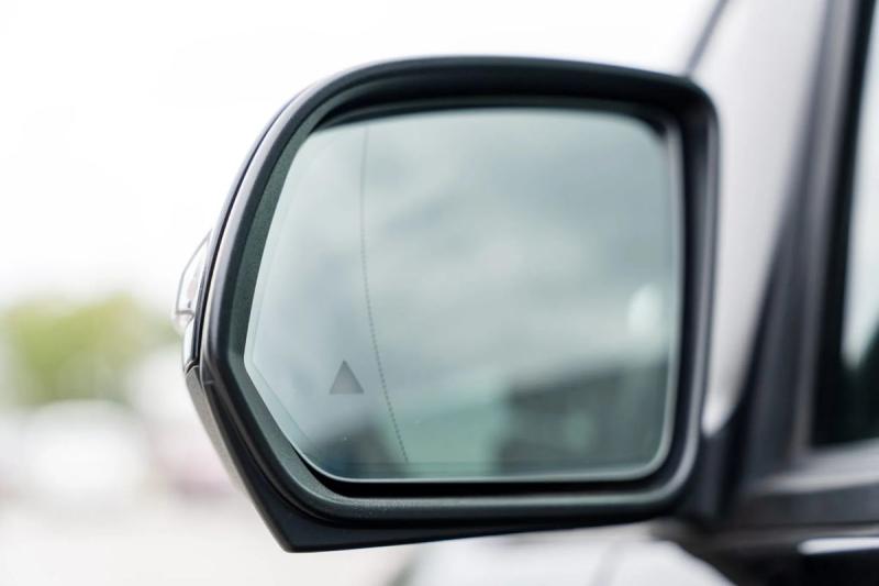 Car Thumb